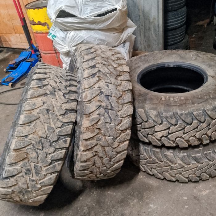 Шына 37×12.50R17LT