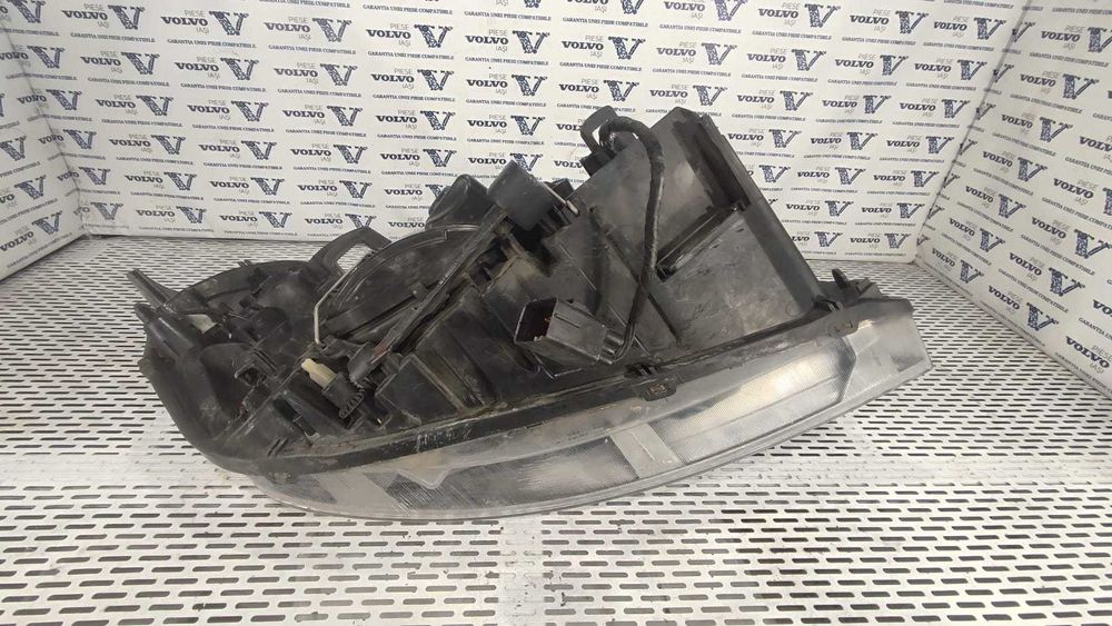 Far stanga VOLVO XC60 2009-2013 halogen