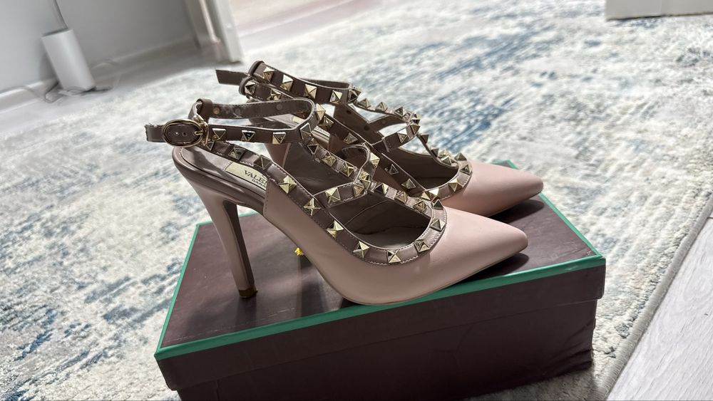 Продам туфли за 2000 тг