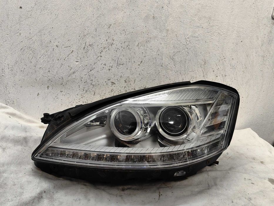 Оригинален фар Мерцедес 221  Mercedes s 221 Led Bixenon Feis