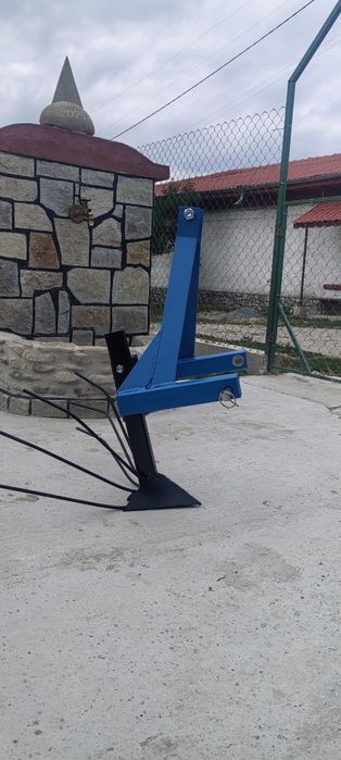 Картофовадач за малък трактор