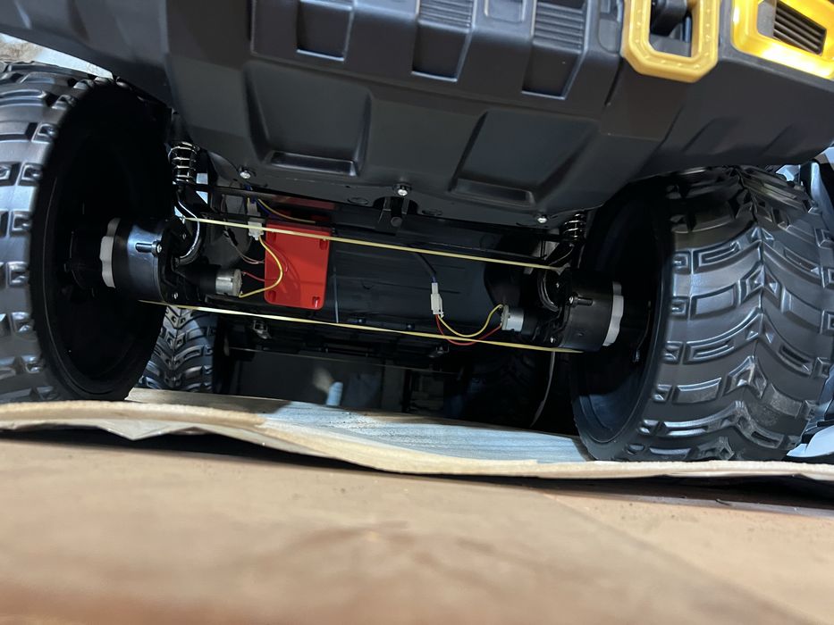 Детскый пултли мошина