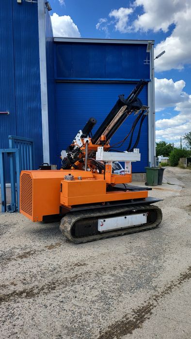 Închiriez batipal/soneta/bătător stapli