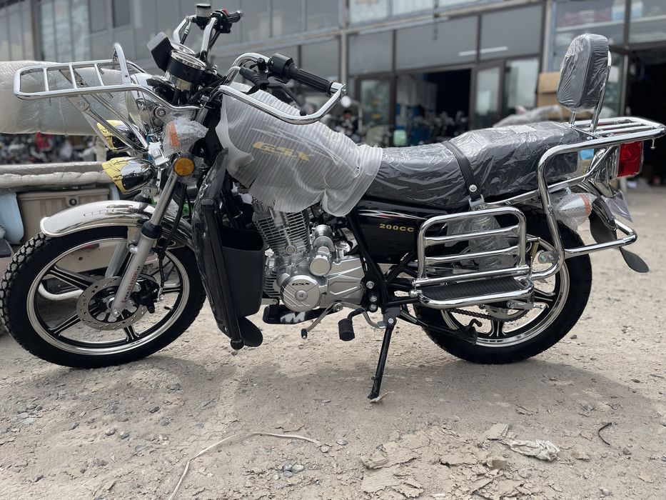 Мотоцикл 200 куб