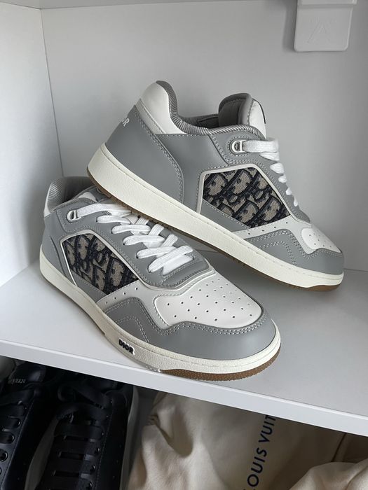 Adidasi Dior masura 43 pe stock