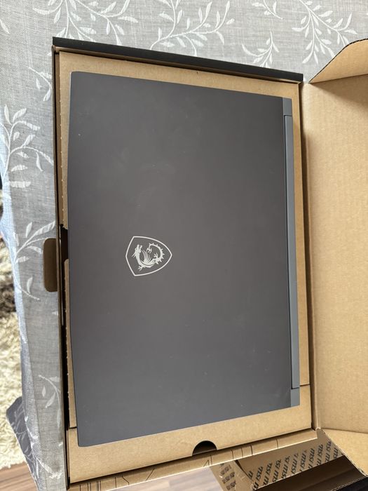 Laptop Gamimg MSI THIN 15