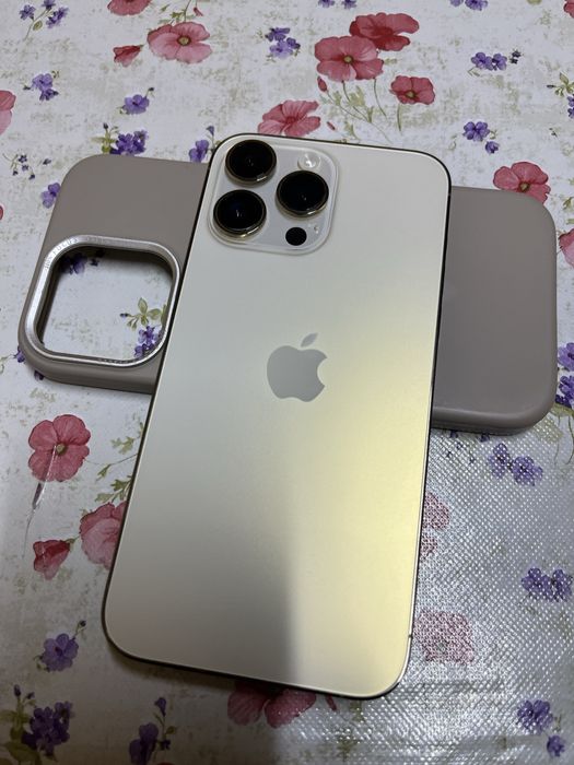 Продам 14 про макс