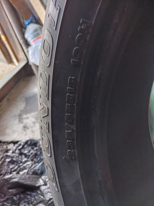Продам шины 235/55 R18