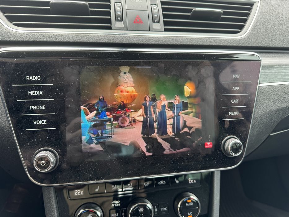 CarlinKit Android 13 Wireless Carplay/Android Auto, Youtube, GPS, SIM