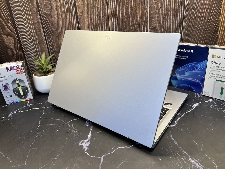 Ноутбук бизнес класса Acer Aspire 3 | Ryzen 5-7520U | 8GB | 512GB SSD