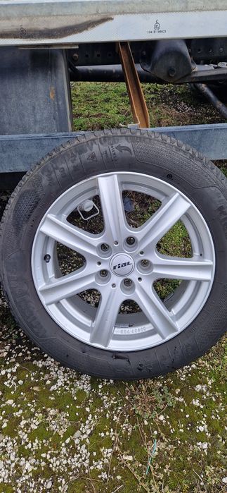 Джанти с гуми 205/60/16  Киа,Хюндай,Тойотаа