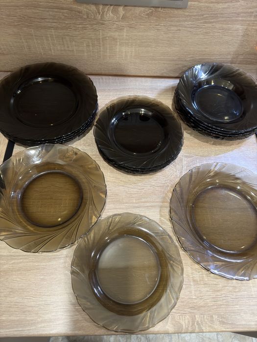 Набор тарелок коричневый