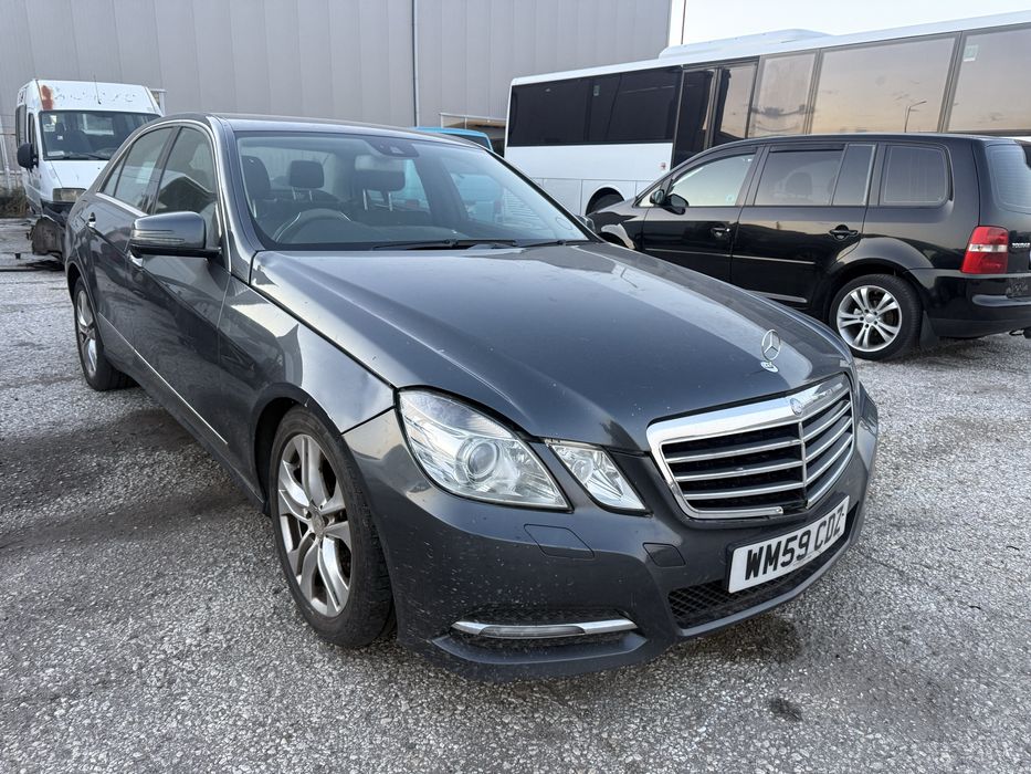 На Части w212 Mercedes E 250 cdi / Ръчка /Harman Kardo
