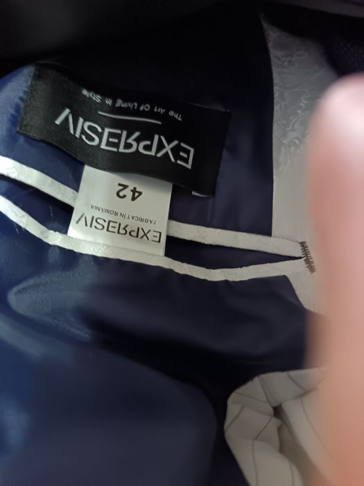 Costum adolescenți Expresiv