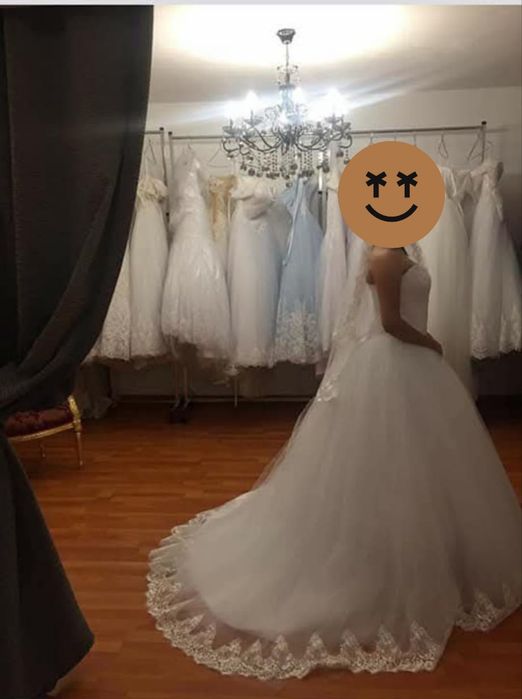 Vand rochie mireasa