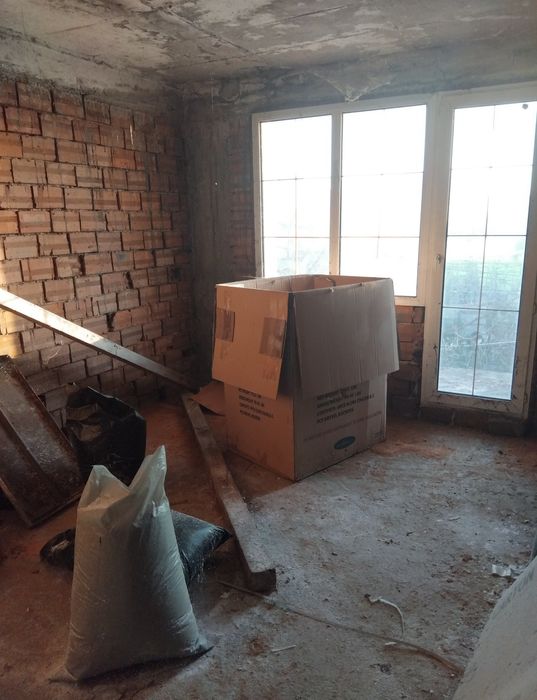 Продава етаж от къща в гр.Дупница