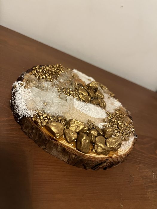 Ръчно изработено декоративно дърво