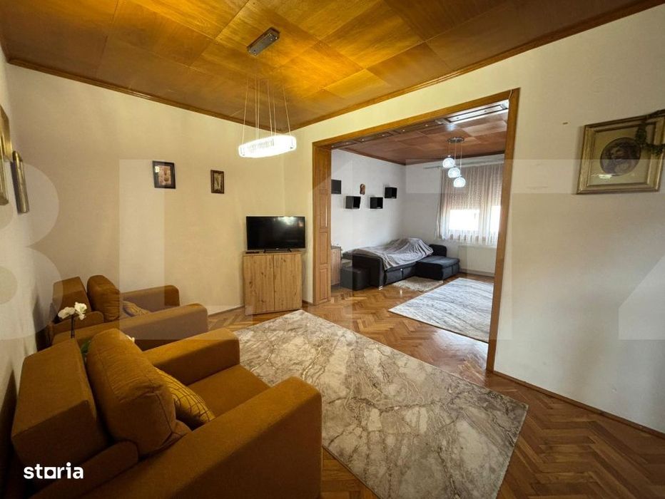 Casa moderna, cu sauna, 7 camere, pompa de caldura si panouri fotovolt