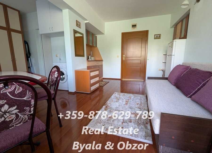 Продава се Едностаен апартамент в Бяла - 42 кв.м за 1084 €/кв.м - Снимка #2