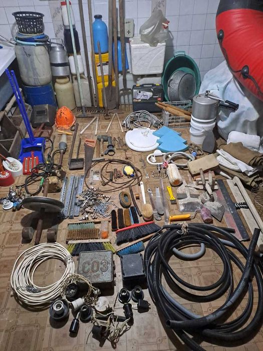 электросчетчик ,инструменты  и другое  СССР