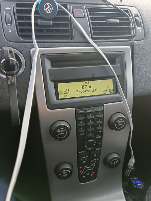 Vând Volvo v50 an 2008