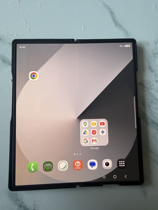 Samsung galaxy z fold 6