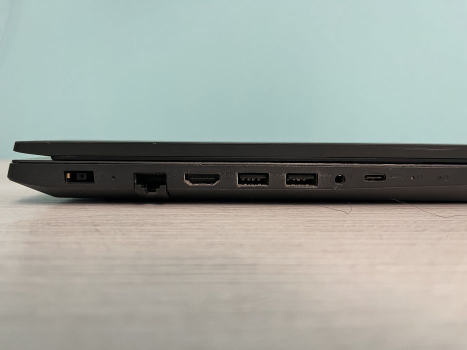Продам игровой ноутбук Lenovo