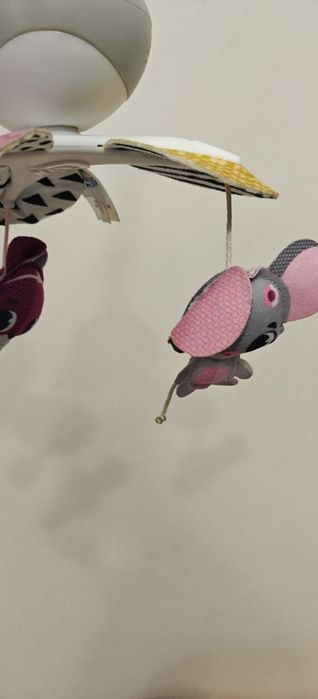 Carusel muzical portabil Tiny Love