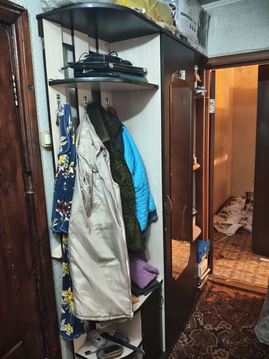 Продам прихожку, шкаф и стенку