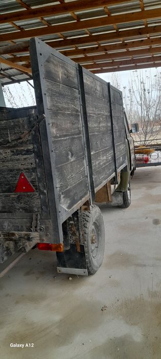 Vazik hujjatlar joyida propangaz qòyilgan 1989 yilda chiqqan