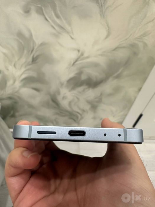 Samsung flip 6 ..
