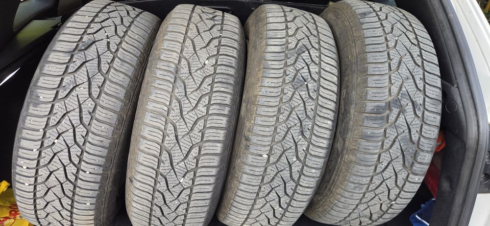 Vând roti OZ Racing cu cauciucuri all season 195/65/15