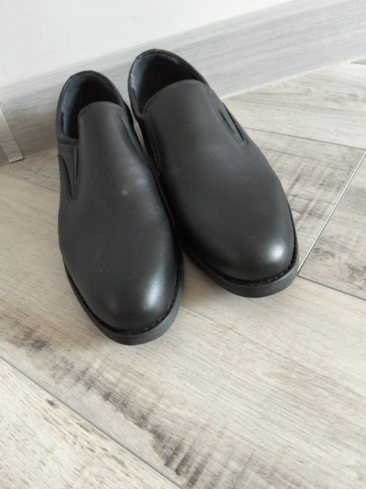 Продам туфли натуралки  39 42