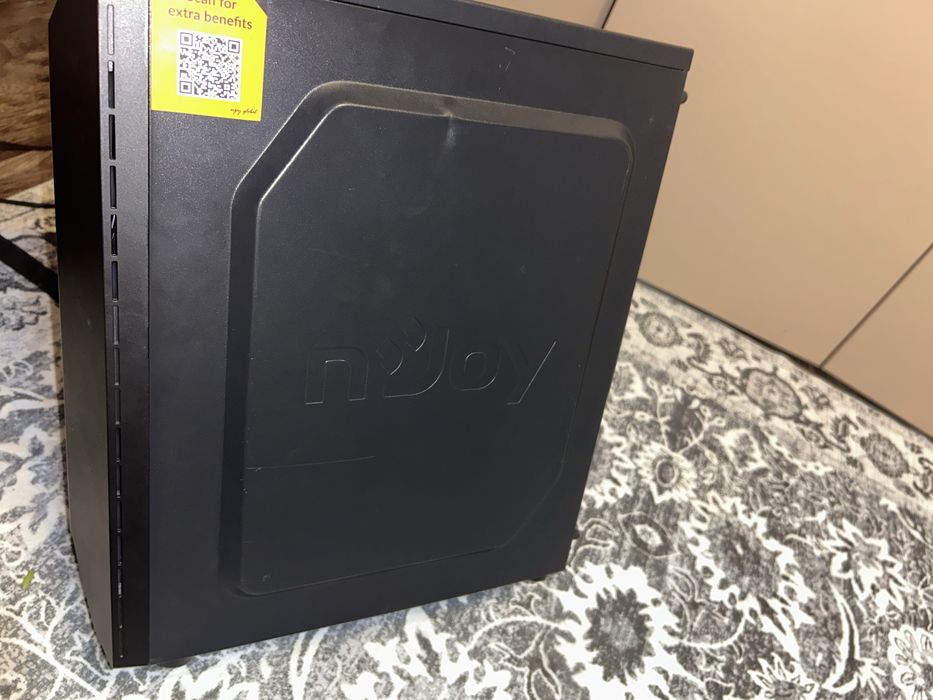 Vand pc gaming carcasa njoy