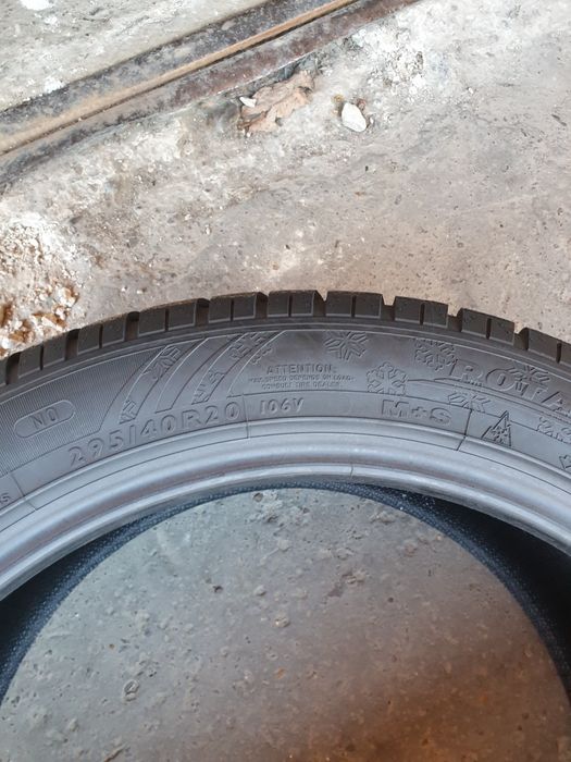 2 anvelope iarna CA SI NOI DUNLOP 295/40/20 pret per bucata