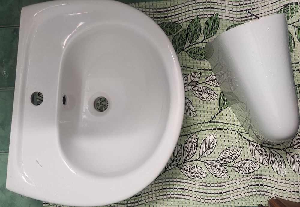 Мивка с конзола за баня