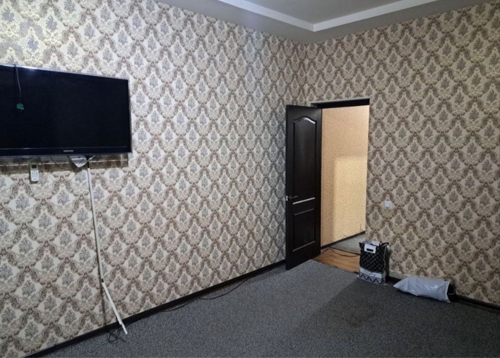 Аренда Квартира ТТЗ бозор Йони 300$ Срочно