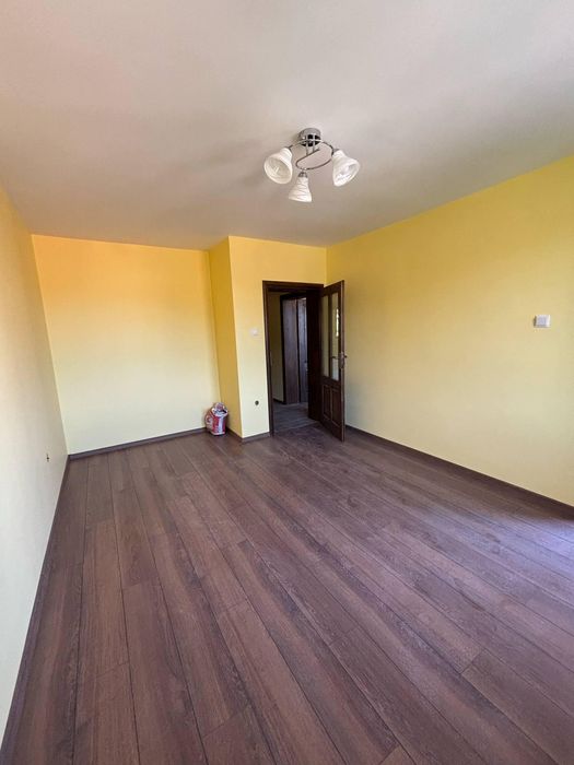 Дава се под наем Етаж от къща в Банкя - 65 кв.м за 500 € - Снимка #2