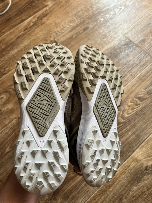 Кроссовки Nike унисекс