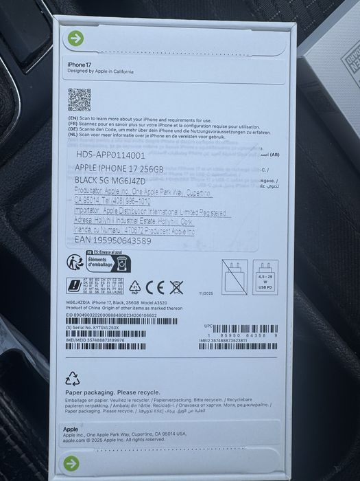 Iphone 17 nou in cutie