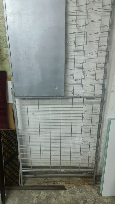 Щендер Стойка Табло Търговско оборудване