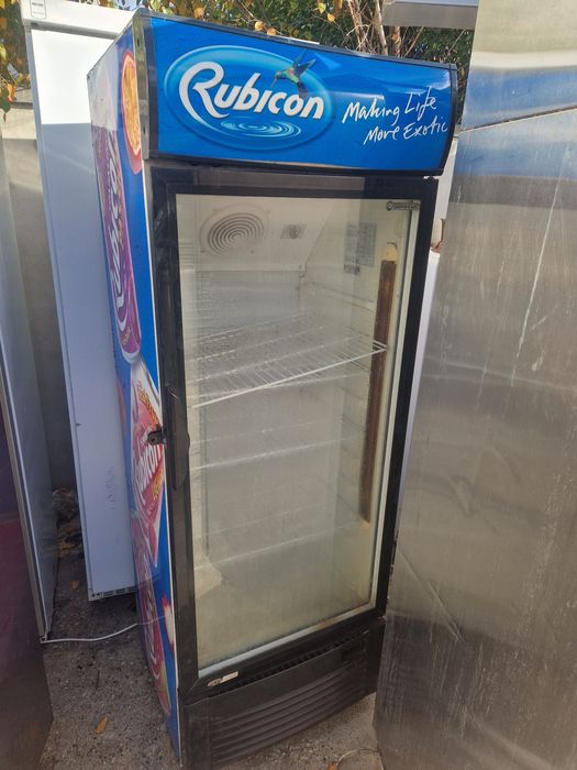 Vitrina rece frigorifica,  vitrina rece pizza, masa rece