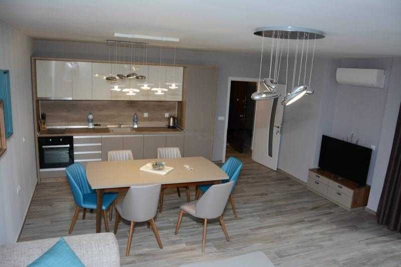 Луксозен двустаен апартамент в Славейков