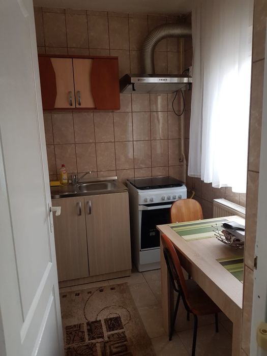 Garsonieră de închiriat confort 1 CENTRALA PROPRIE — fotografia 1