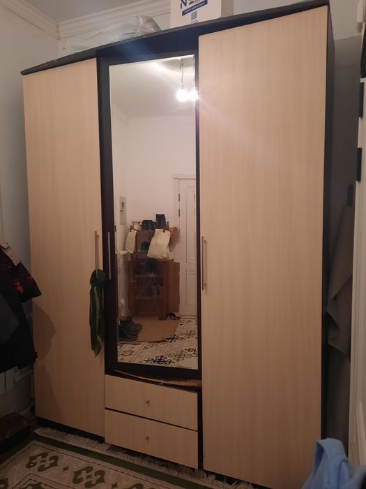 Продам шкаф.  В хорошем состоянии