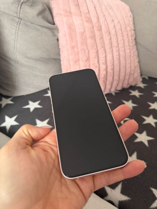 iPhone 13- pink