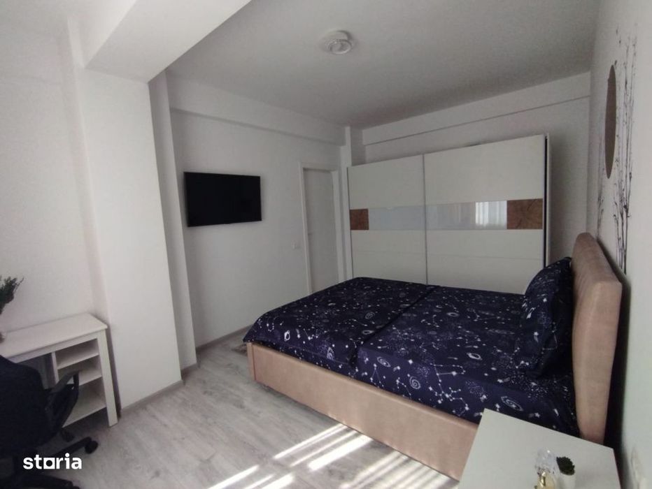 Mamaia nord-apartament 2 camere decomandat