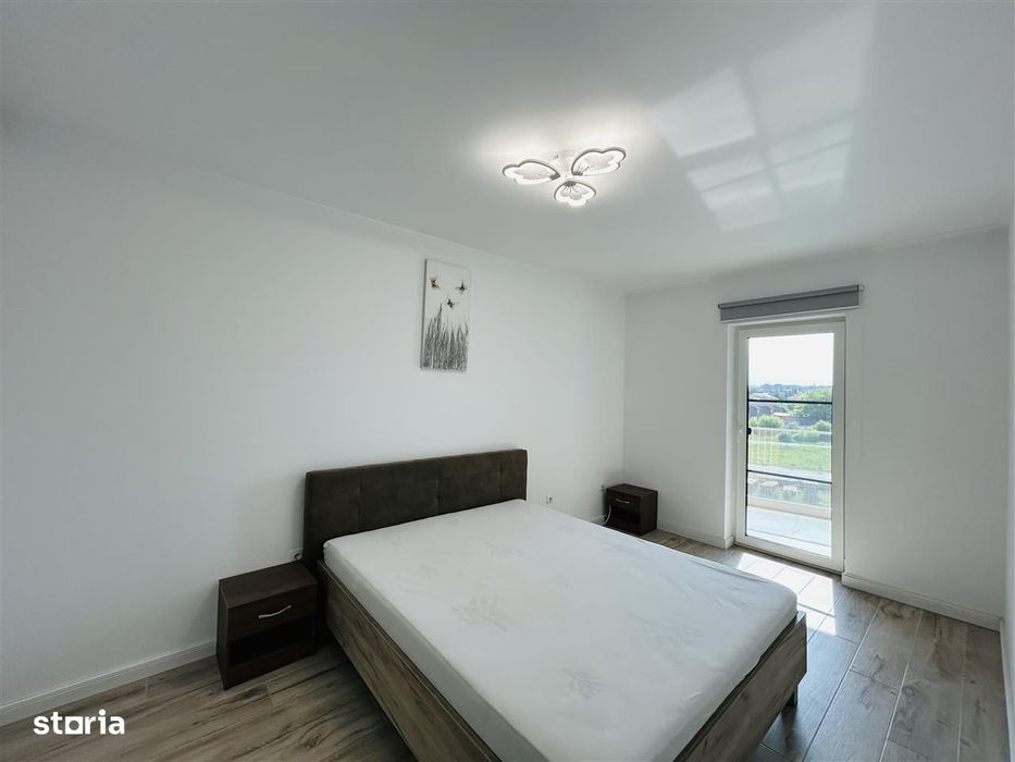 Apartament 2 camere cu balcon si parcare, baie cu cada si dus
