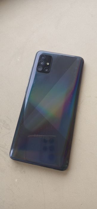Телефон Samsung A51