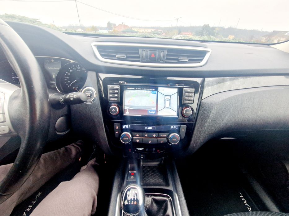 Nissan X-trail 1.6  163cp 130kkm